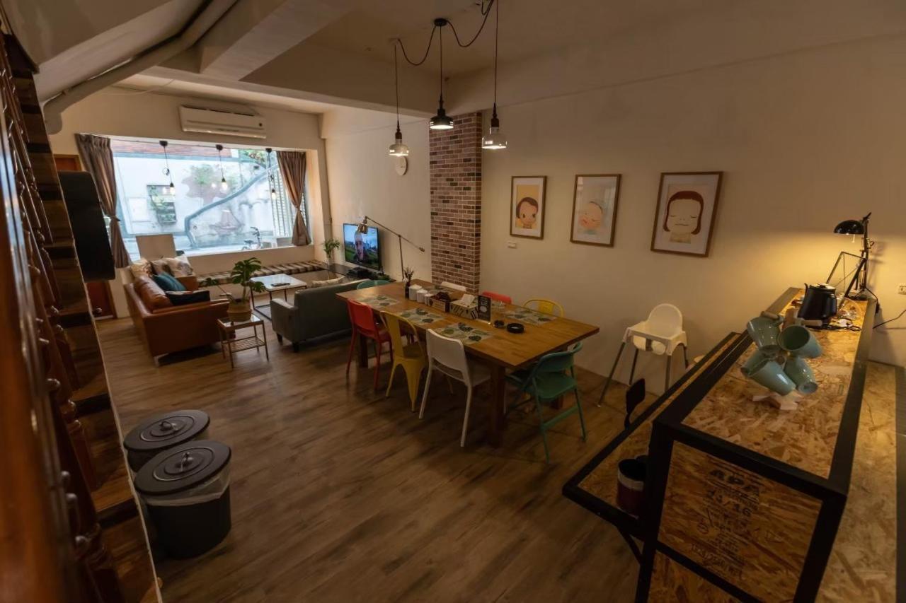 Cozy House Hostel Hualien stad Exteriör bild
